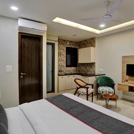 מלון נוידה Townhouse Xanthe מראה חיצוני תמונה