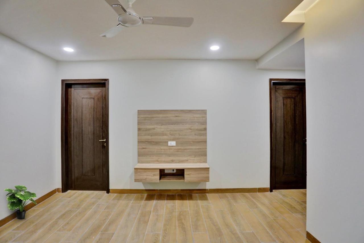 מלון נוידה Townhouse Xanthe מראה חיצוני תמונה
