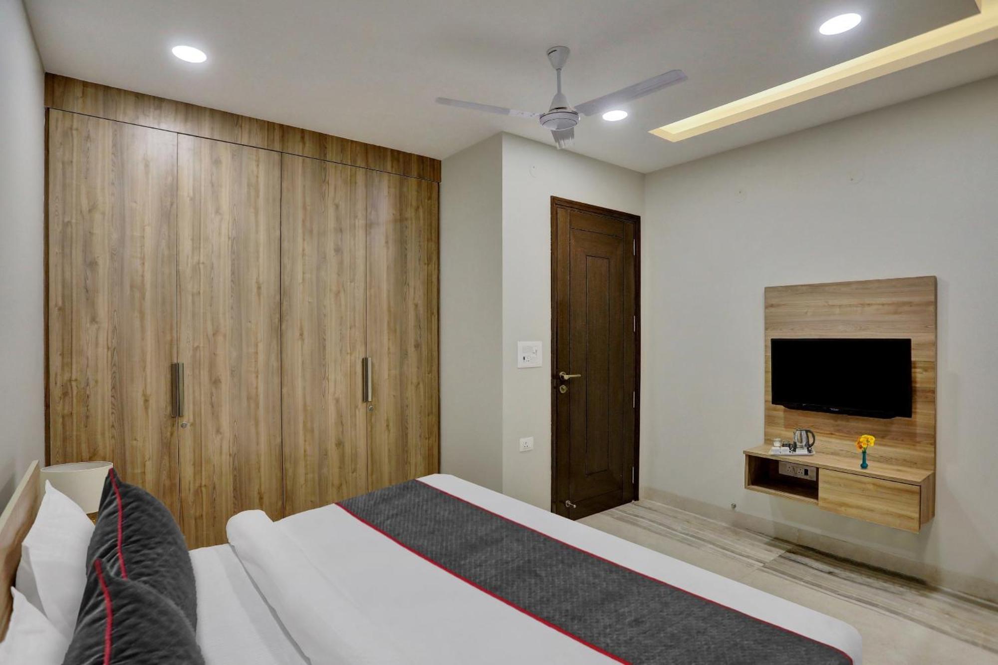 מלון נוידה Townhouse Xanthe מראה חיצוני תמונה